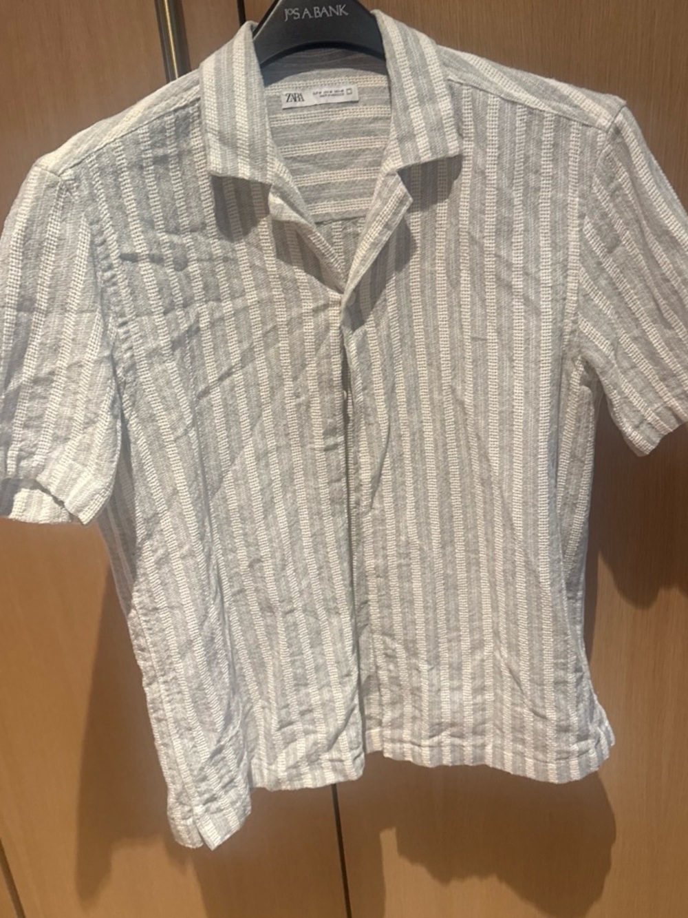 Zara Light Gray and White Striped Short-Sleeve Button-Down Shirt